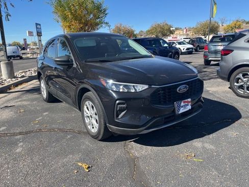 Used 2023 Ford Escape Active image 3