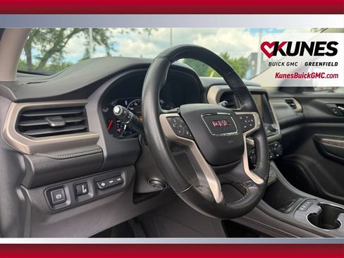 Used 2023 GMC Acadia Denali FWD image 40
