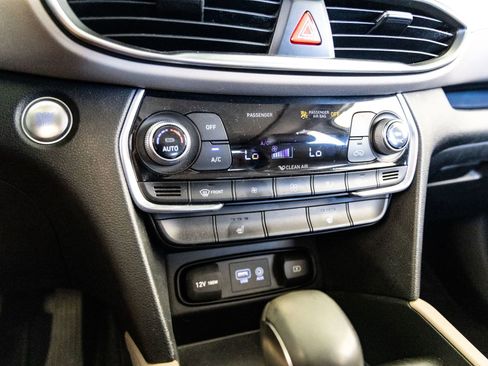 Used 2019 Hyundai Santa Fe Limited FWD image 25