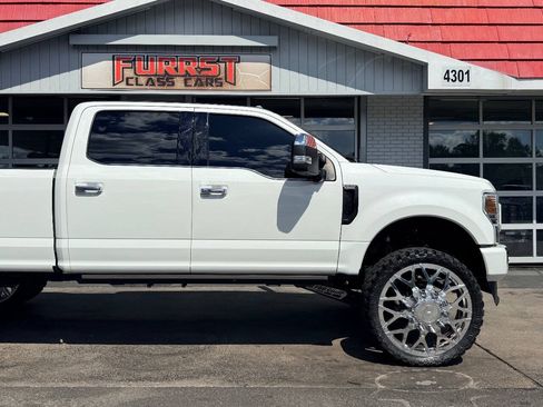 Used 2022 Ford F350 Platinum AWD/4WD image 13
