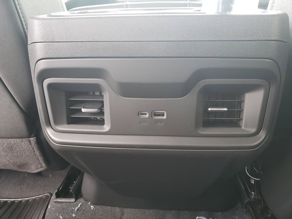 New 2026 Chevrolet Silverado 1500 RST w/ Convenience Package II AWD/4WD image 17