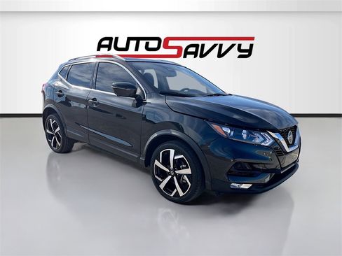 Used 2021 Nissan Rogue Sport SL w/ Premium Package image 1