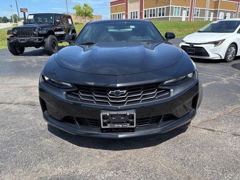 Used 2022 Chevrolet Camaro LT w/ Technology Package RWD image 12