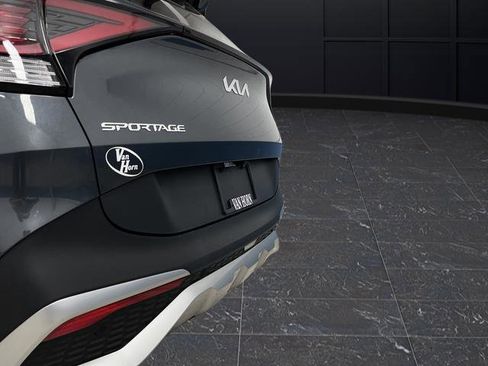 Used 2023 Kia Sportage EX AWD/4WD image 32