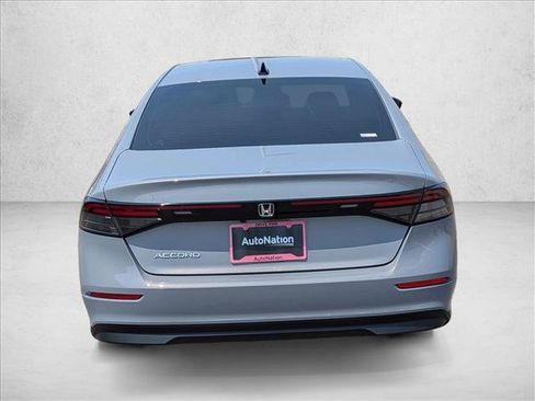 Used 2025 Honda Accord SE image 7