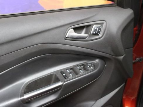Used 2019 Ford Escape Titanium AWD/4WD image 13