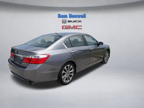Used 2015 Honda Accord Sport image 8