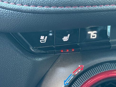 Used 2024 Chevrolet Blazer RS w/ Driver Confidence II Package image 15