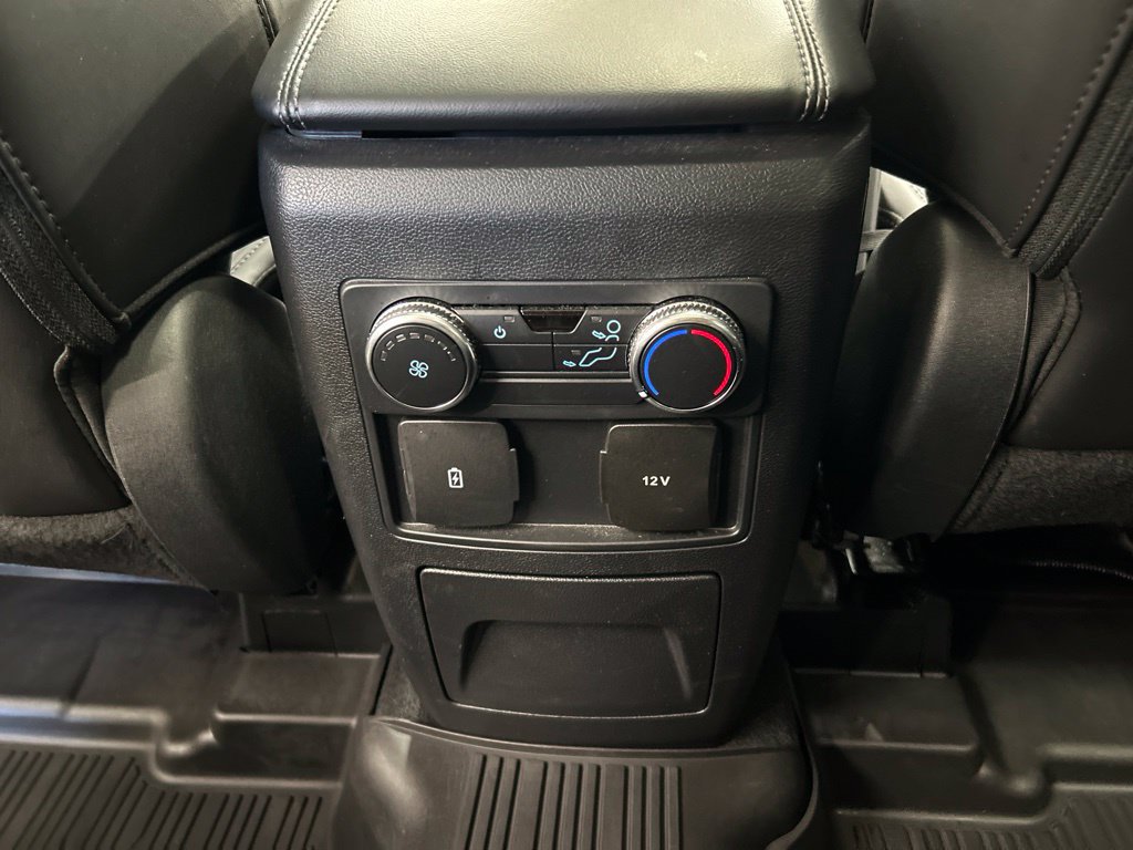 Certified 2022 Ford Explorer XLT w/ Equipment Group 202A AWD/4WD image 27