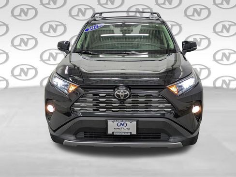 Used 2019 Toyota RAV4 Limited w/ Advanced Technology Package AWD/4WD image 30