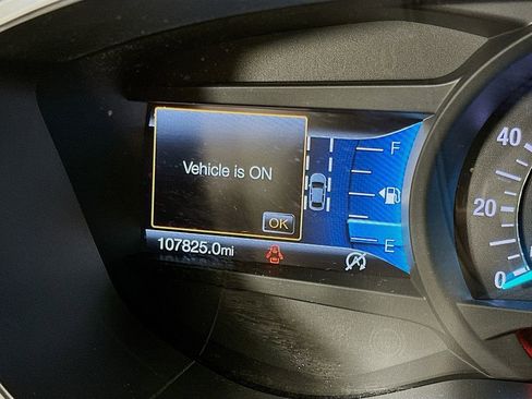 Used 2019 Ford Fusion SE image 17