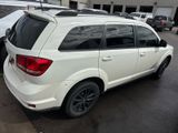 Used 2019 Dodge Journey SE w/ Connectivity Group image 2