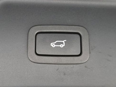 Used 2021 Land Rover Range Rover P525 Westminster Edition LWB image 34