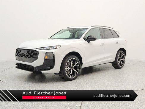 New 2026 Audi Q3 quattro 2.0T AWD/4WD image 1