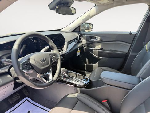 New 2026 Chevrolet Trax ACTIV w/ Driver Confidence Package FWD image 9