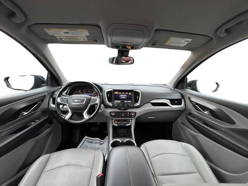 Used 2022 GMC Terrain SLT image 18