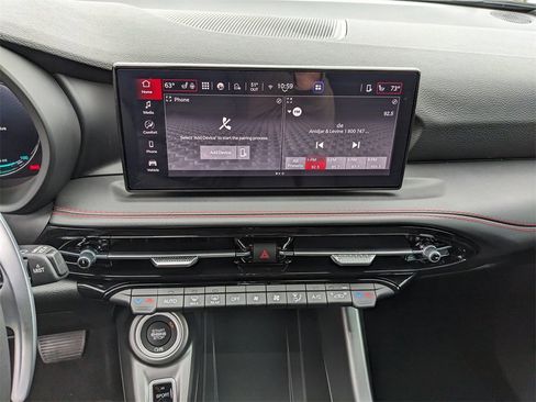 Used 2025 Dodge Hornet R/T w/ R/T Blacktop Package image 25