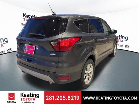 Used 2019 Ford Escape SE FWD image 7