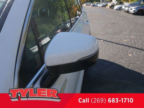 Used 2024 Kia Sorento SX Prestige w/ Panoramic Sunroof Package image 11