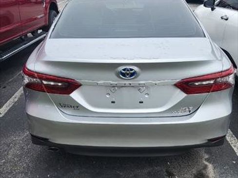 Certified 2022 Toyota Camry XLE image 1