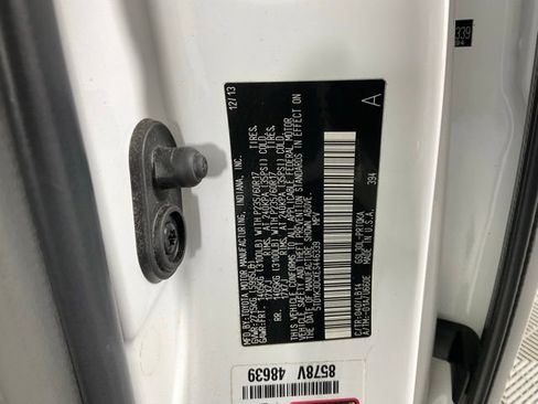 Used 2014 Toyota Sienna XLE image 27