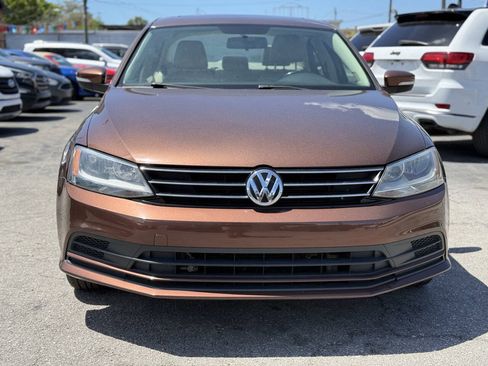 Used 2016 Volkswagen Jetta SE FWD image 10
