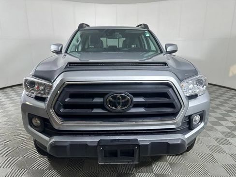 Used 2023 Toyota Tacoma SR5 AWD/4WD image 2