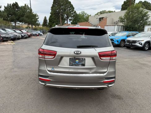 Used 2017 Kia Sorento SX image 6