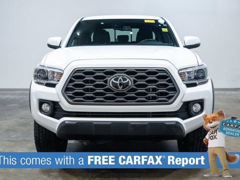 Certified 2021 Toyota Tacoma TRD Off-Road w/ Technology Package AWD/4WD image 2