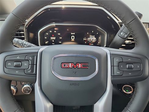 New 2026 GMC Sierra 1500 SLE w/ Preferred Package image 19