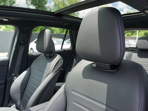 Certified 2025 Mercedes-Benz GLC 300 4MATIC image 39