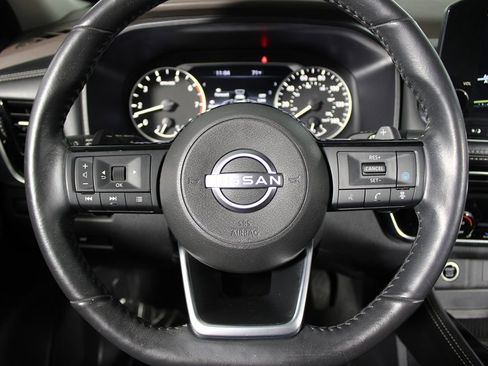 Used 2023 Nissan Rogue SL w/ SL Premium Package image 15