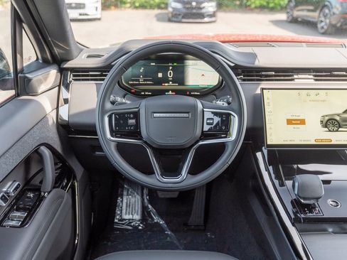 New 2025 Land Rover Range Rover Sport SE image 12