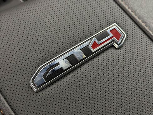 New 2026 GMC Sierra 2500 AT4 w/ AT4 Premium Plus Package AWD/4WD image 32