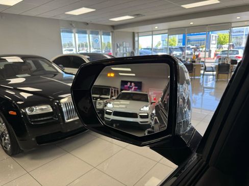 Used 2022 GMC Yukon XL Denali w/ Denali Premium Package RWD image 34