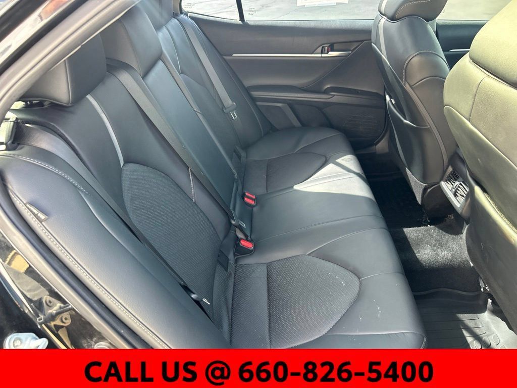 Used 2021 Toyota Camry XSE FWD image 8