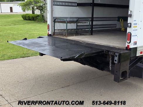 Used 2021 Chevrolet Express 3500 w/ Driver Convenience Package RWD image 15