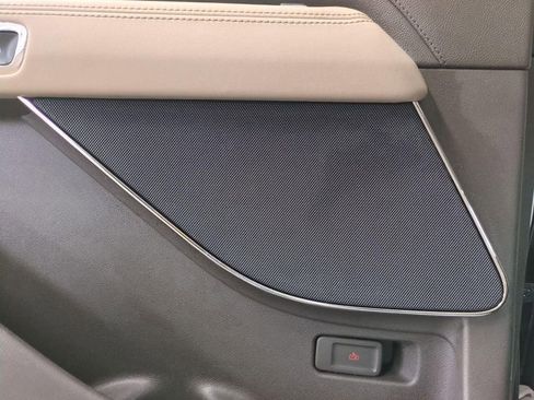 Certified 2023 Lincoln Aviator Reserve w/ Elements Package Plus image 17