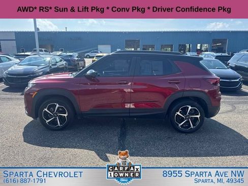 Used 2022 Chevrolet TrailBlazer RS w/ Sun and Liftgate Package AWD/4WD image 6