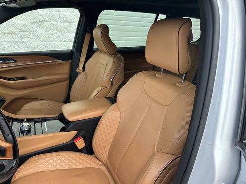 Certified 2023 Jeep Grand Cherokee L Summit image 12