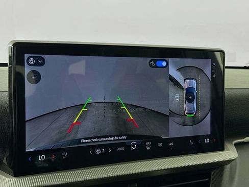 New 2026 Ford Explorer ST-Line w/ ST-Line Street Pack image 14