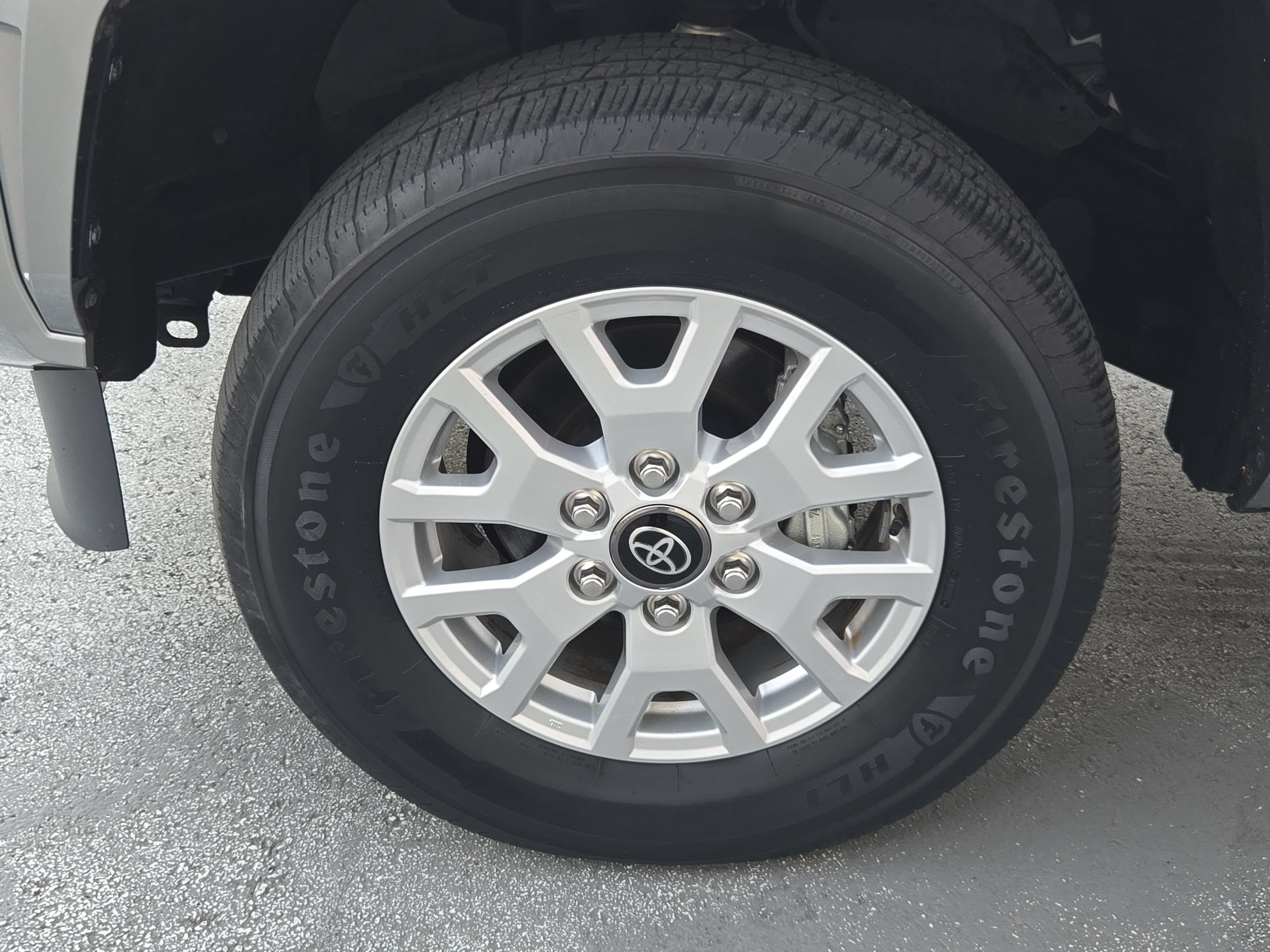 Used 2024 Toyota Tacoma SR5 RWD image 16