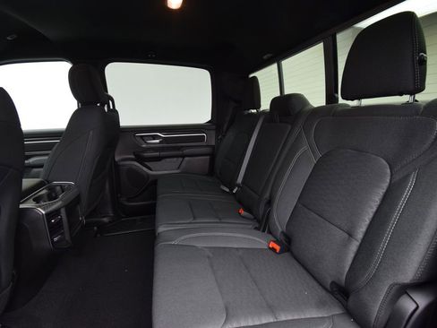 New 2026 RAM 1500 4x4 Crew Cab image 34