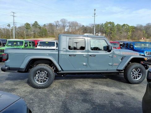 New 2026 Jeep Gladiator Mojave image 2