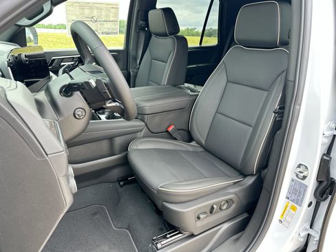 New 2026 Chevrolet Tahoe Premier AWD/4WD image 11