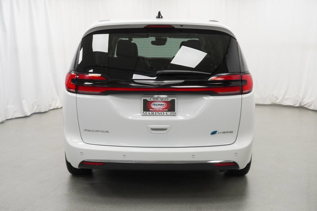 Used 2024 Chrysler Pacifica Limited FWD image 20