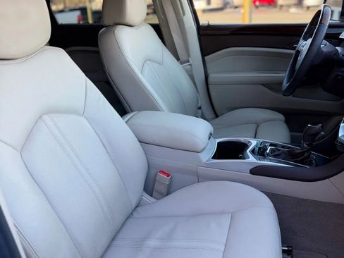 Used 2011 Cadillac SRX Performance image 18