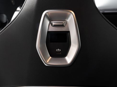 Used 2023 BMW i7 xDrive60 image 39