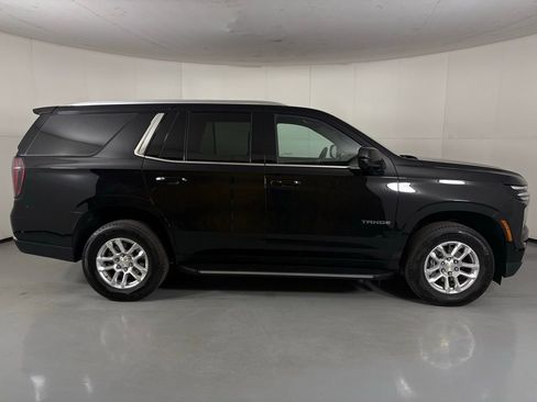 Used 2025 Chevrolet Tahoe LT image 11