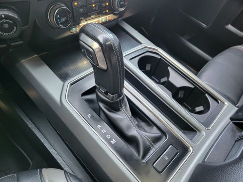 Used 2018 Ford F150 Raptor w/ Equipment Group 802A Luxury AWD/4WD image 18